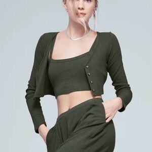 ALO Yoga NWOT Ribbed Cropped Whisper Cardigan In Dark Cactus Gray/Green Large